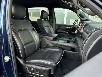 RAM 1500 Limited Luftf. HUD LED 360  ACC E-Steps