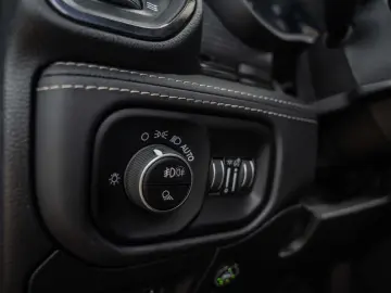 RAM 5 7 Hemi LIMITED BRC GAS  LED VOLL