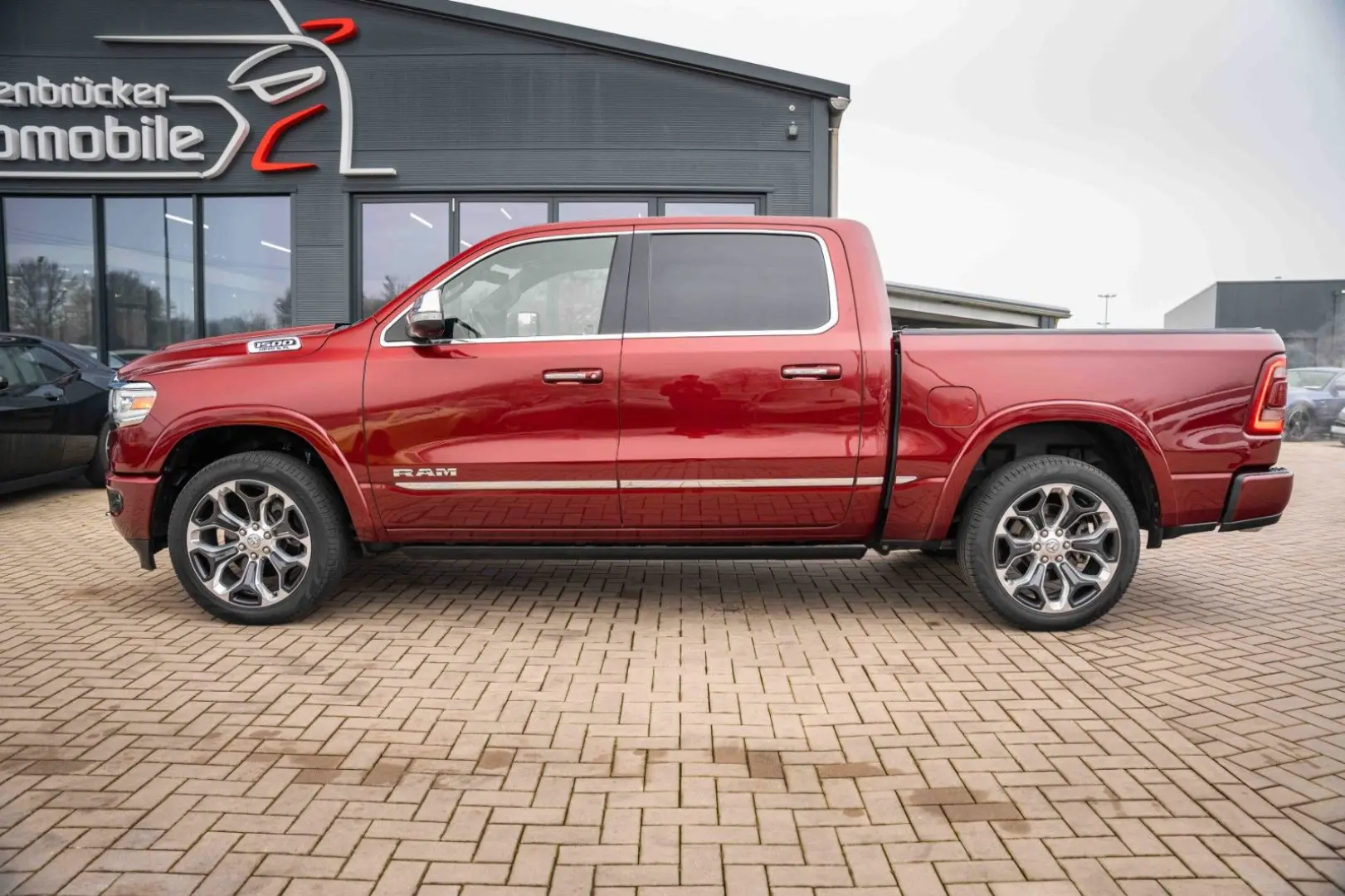 RAM 5 7 Hemi LIMITED BRC GAS AWD 4x4  LED VOLL