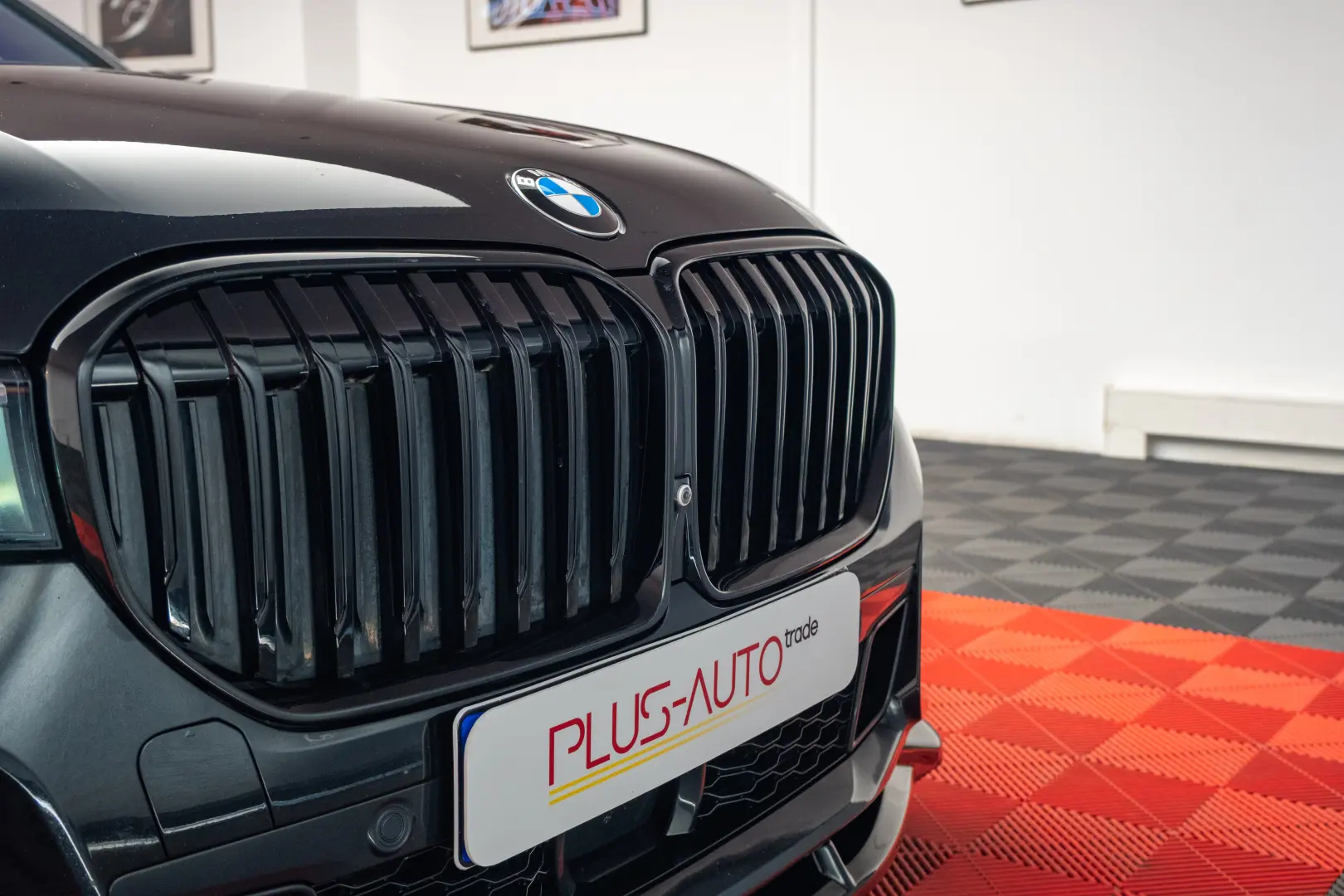 2021 BMW 740 xDrive M Sport B&W Panoramic