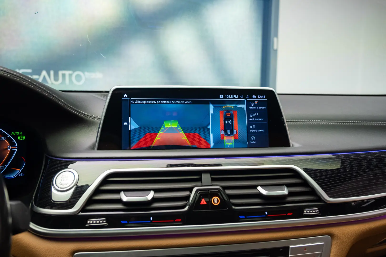 2021 BMW 740 xDrive M Sport B&W Panoramic