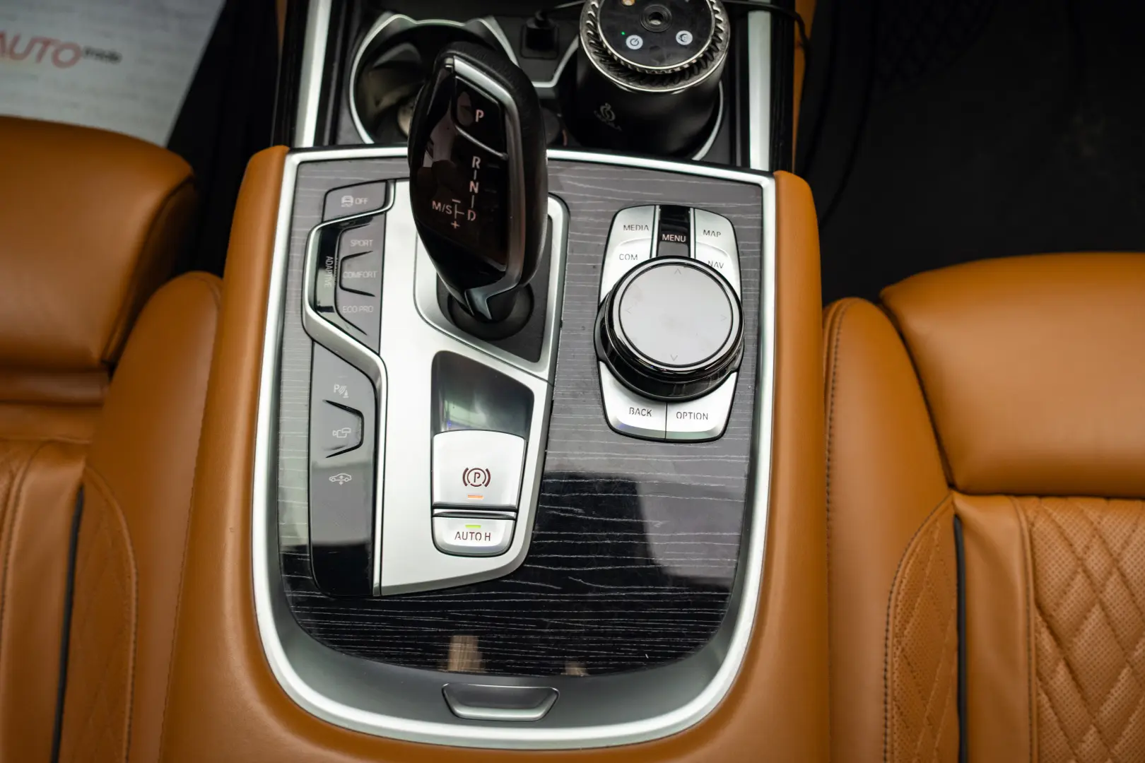 2021 BMW 740 xDrive M Sport B&W Panoramic