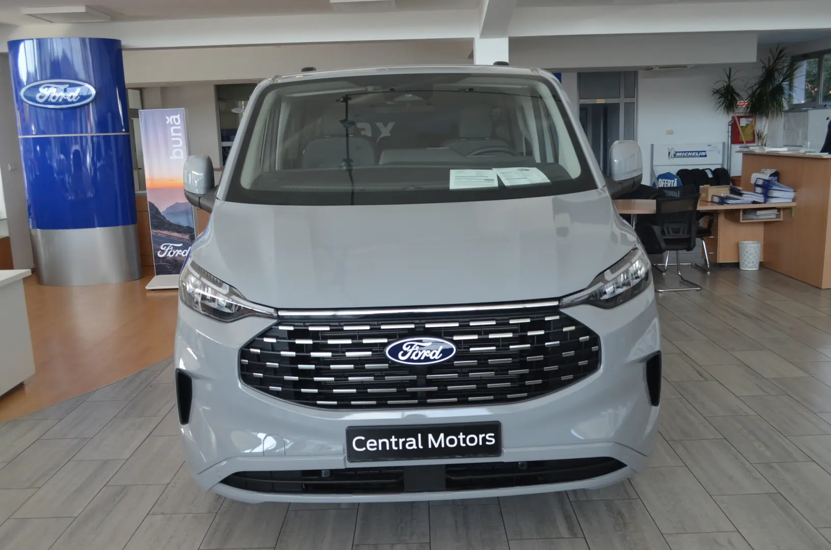 Ford Noul Tourneo Custom Bus 320L L2H1 Titanium