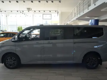 Ford Noul Tourneo Custom Bus 320L L2H1 Titanium