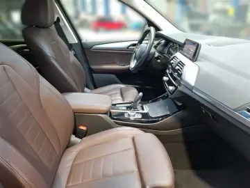 X3 xDrive 30e Advantage Steptronic Sitzbelüftung