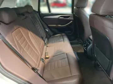 X3 xDrive 30e Advantage Steptronic Sitzbelüftung