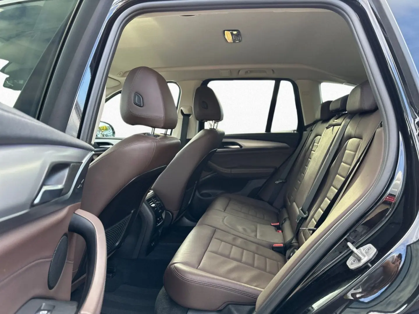X3 xDrive 30e Luxury Line LC  HIFI DAB adLED 19