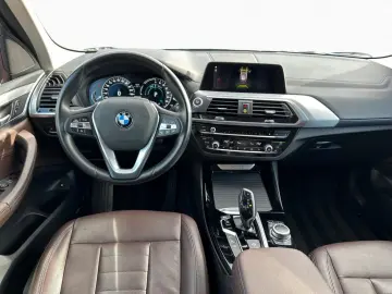 X3 xDrive 30e Luxury Line LC  HIFI DAB adLED 19