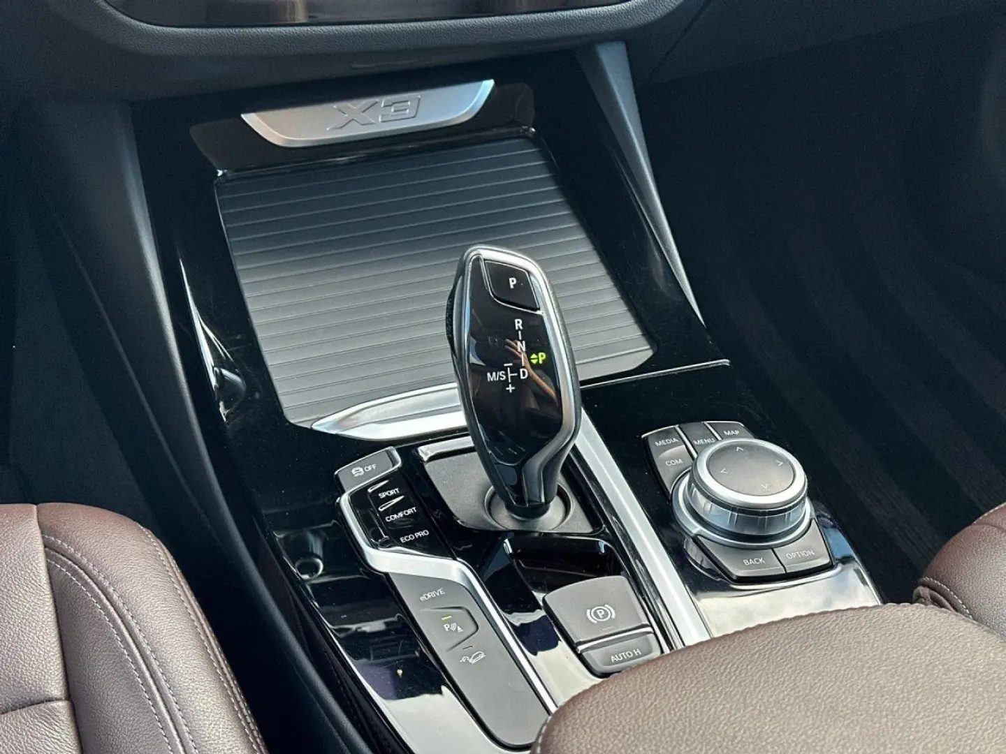 X3 xDrive 30e Luxury Line LC  HIFI DAB adLED 19
