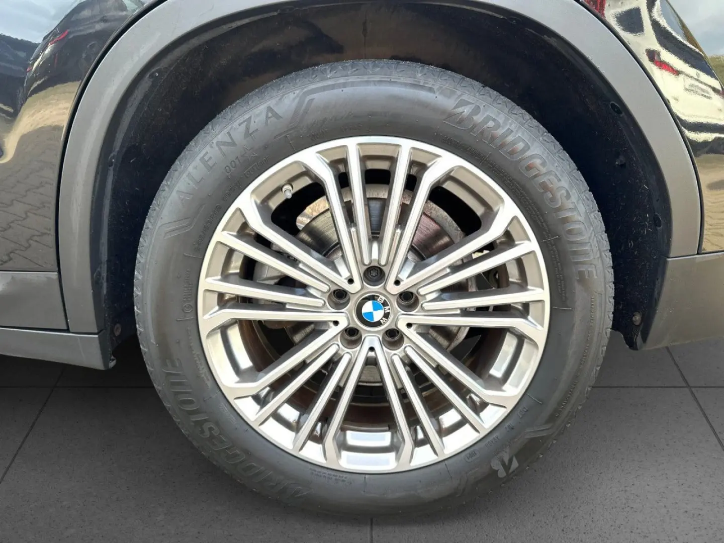 X3 xDrive 30e Luxury Line LC  HIFI DAB adLED 19