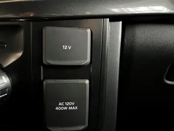 F 150 XLT SuperCrew ACC PDC KeyFree NAV LED AHK