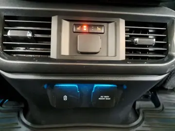 F-150 5 0L Ti-VCT V8 SuperCrew Lariat FX4 EU