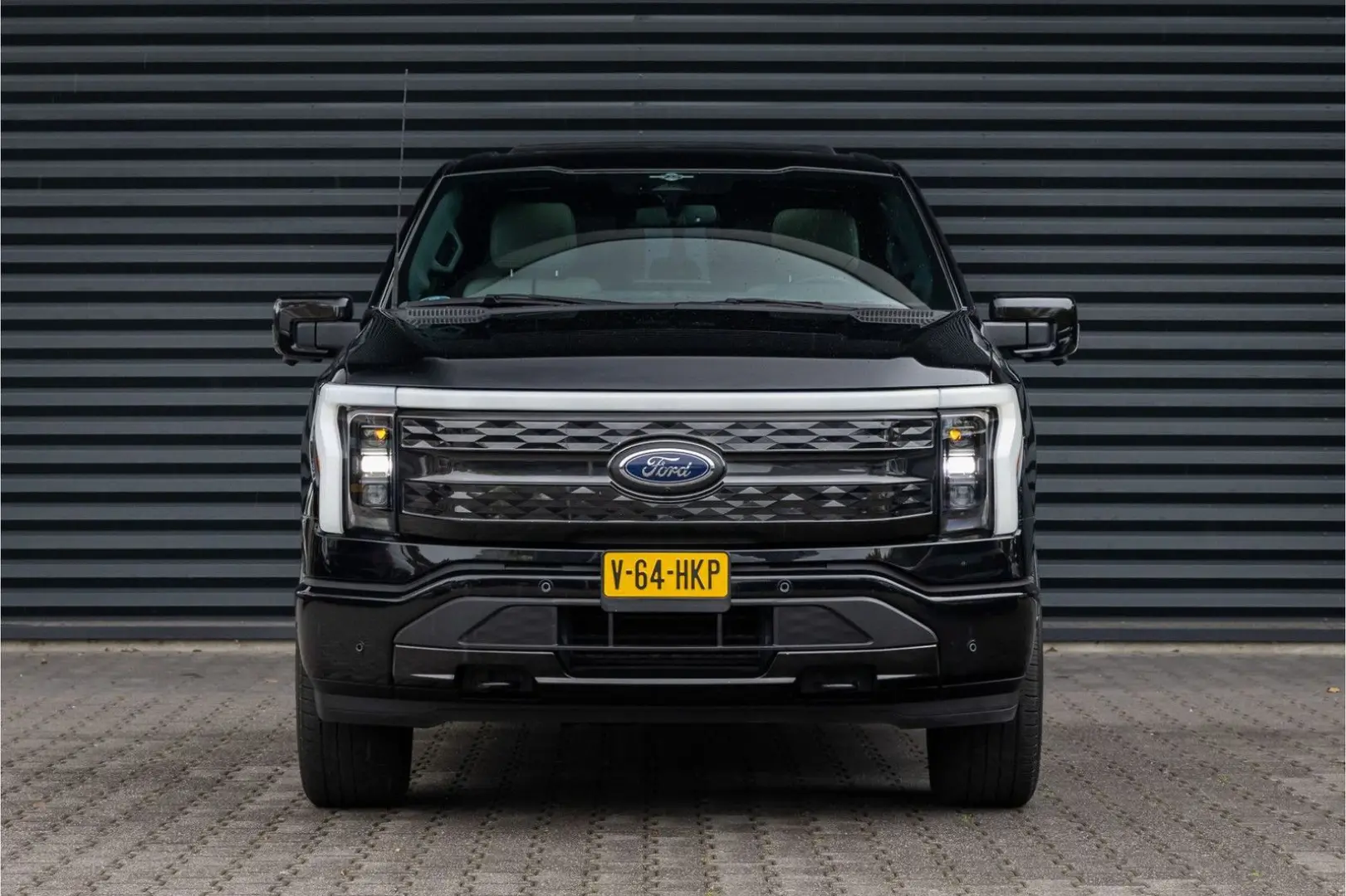 F 150 F-150 Lightning Platinum Extended Range