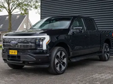F 150 F-150 Lightning Platinum Extended Range