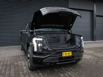 F 150 F-150 Lightning Platinum Extended Range