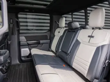 F 150 F-150 Lightning Platinum Extended Range