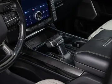 F 150 F-150 Lightning Platinum Extended Range