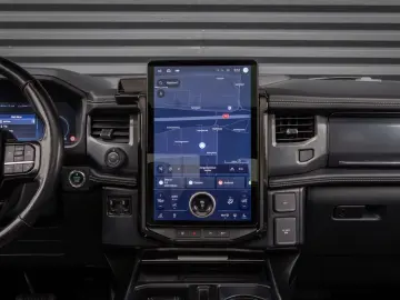 F 150 F-150 Lightning Platinum Extended Range