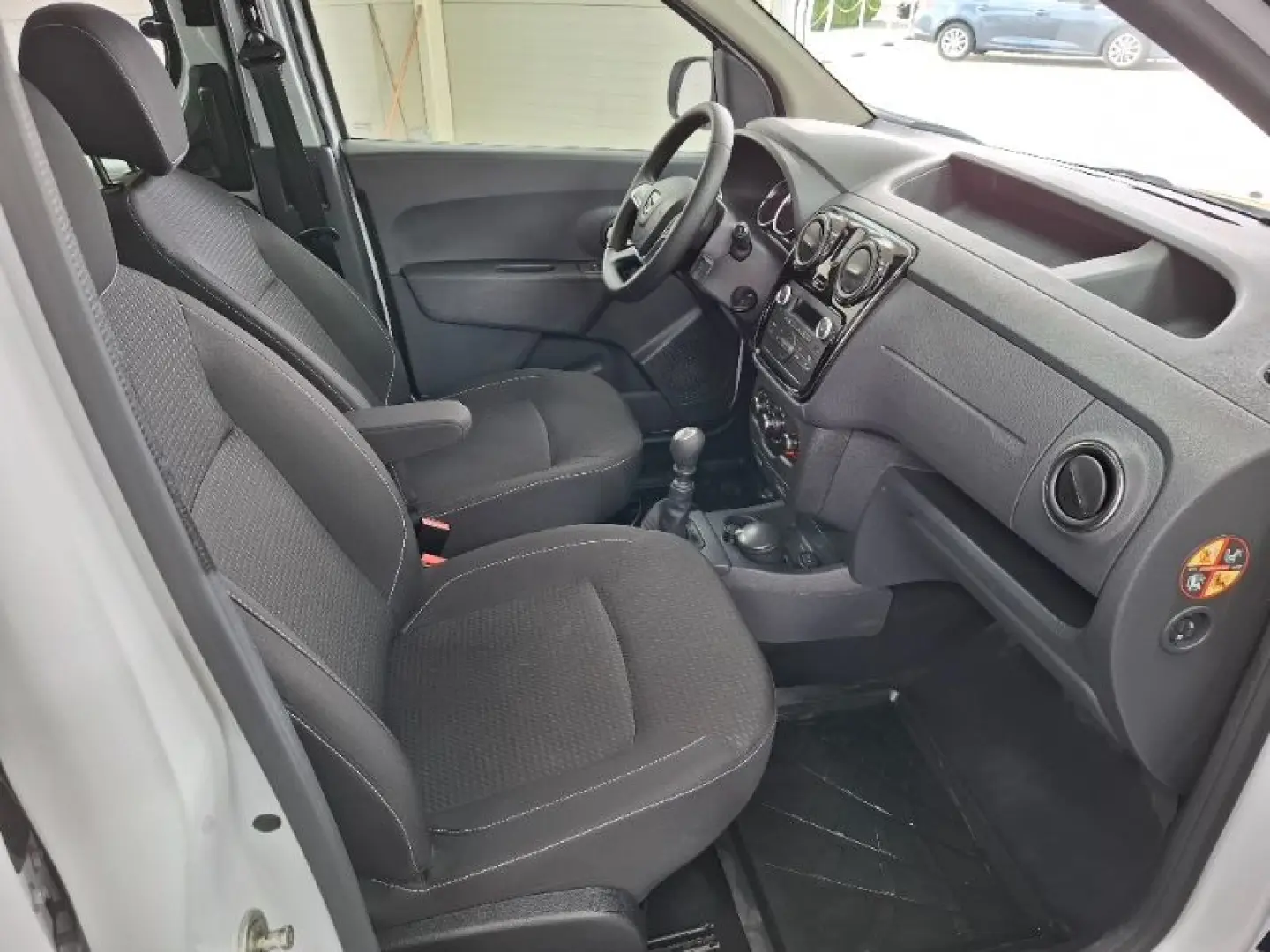 DACIA DOKKER 1.5 Blue dCi 95 Laureate
