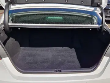 Camry Executive Leder Navi