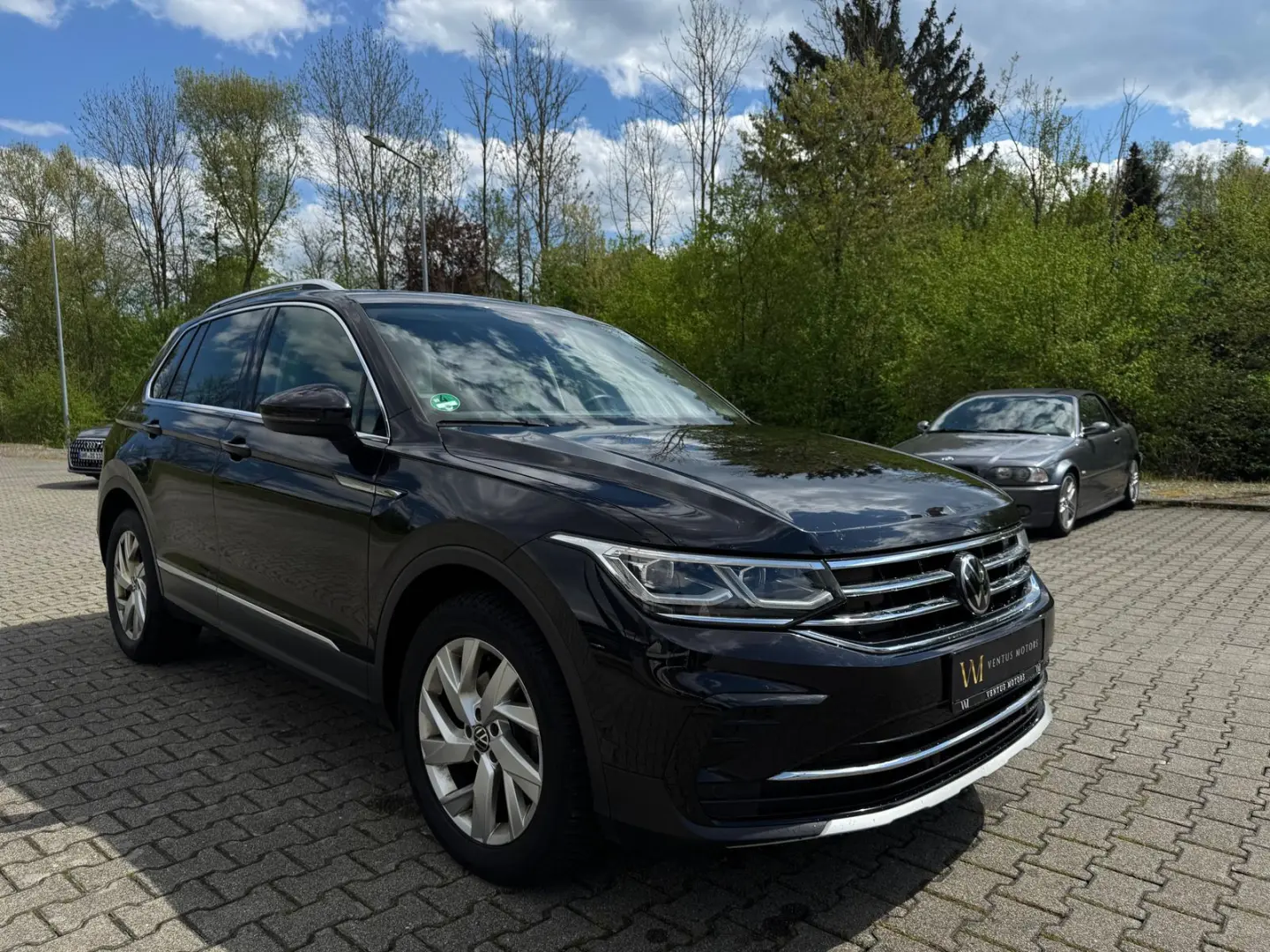 Tiguan Elegance KAMERA IQLight PANO ASSIST SYS