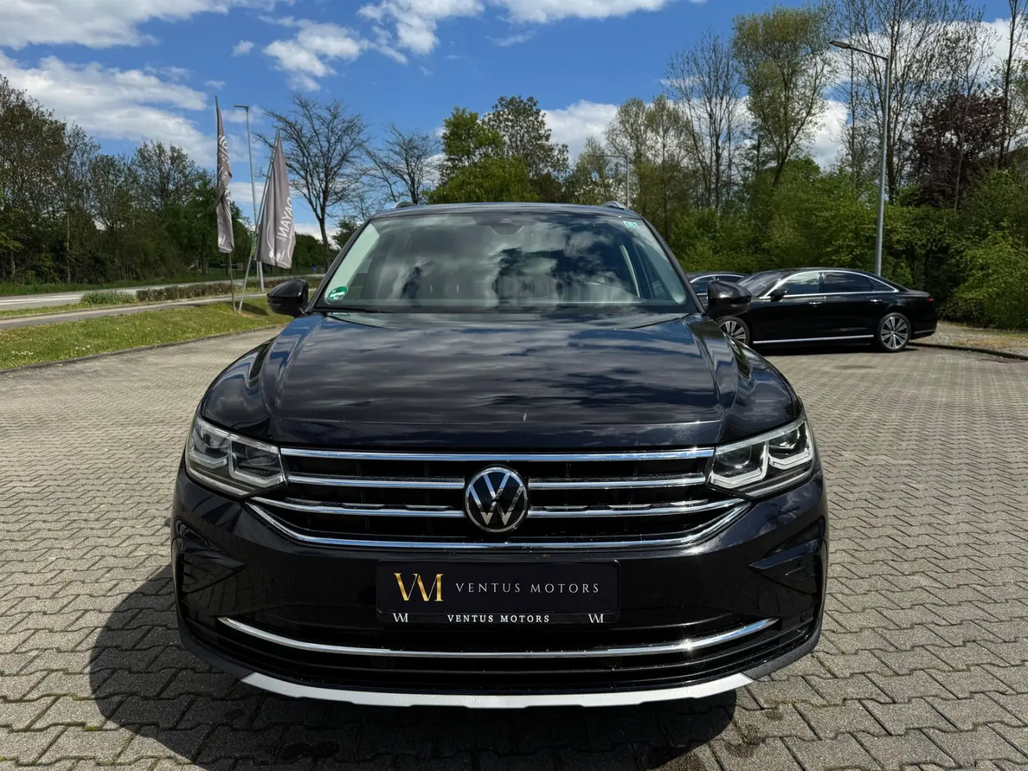 Tiguan Elegance KAMERA IQLight PANO ASSIST SYS