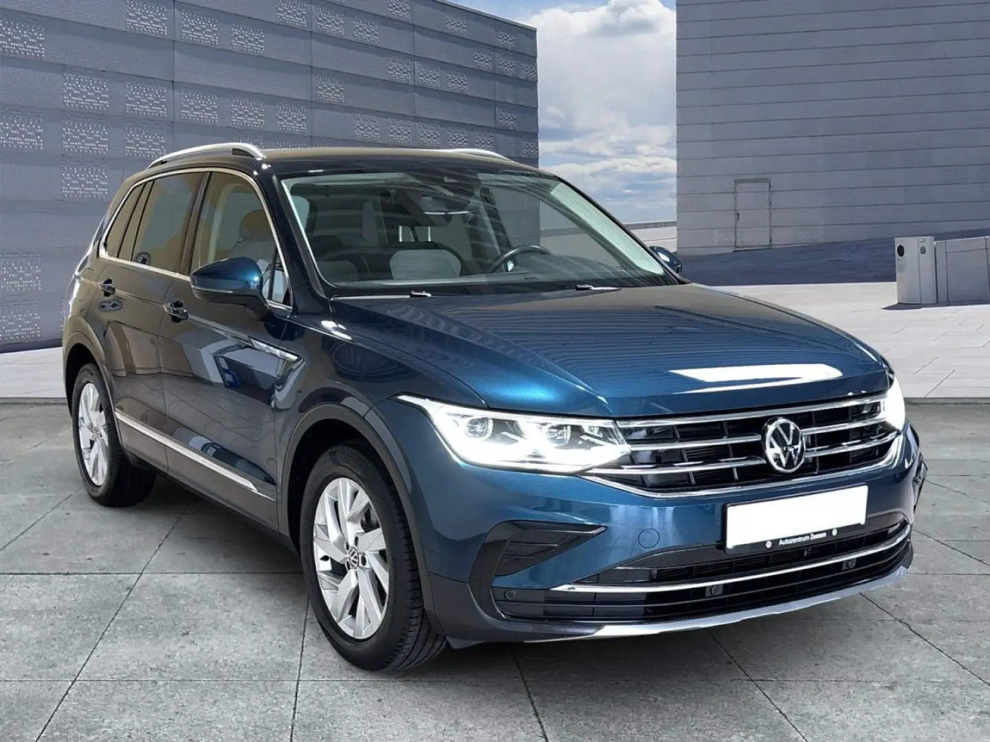 Tiguan 2.0 TDI Elegance DSG USB DAB LWS EPH SHZ