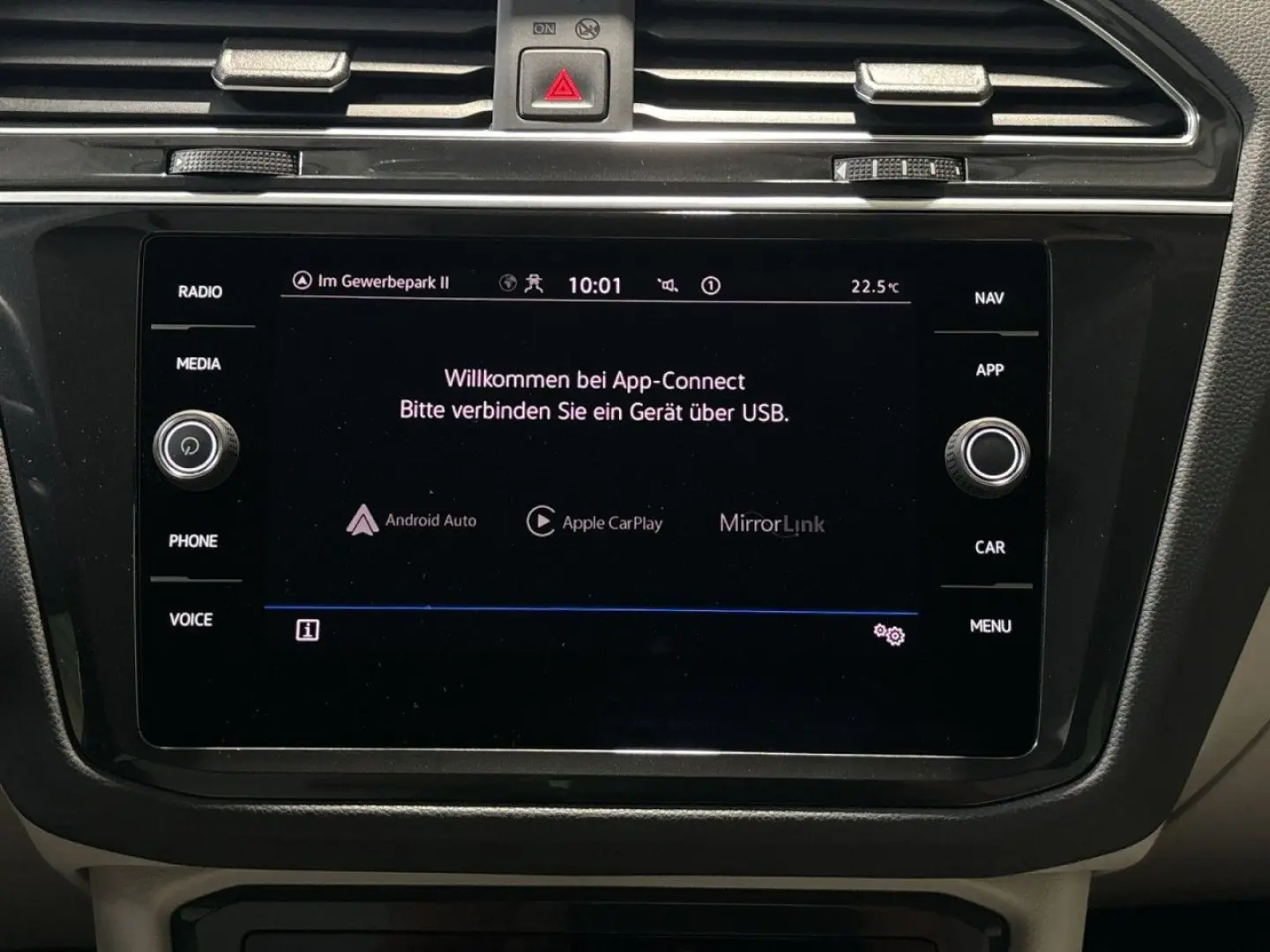 Tiguan 2.0 TDI Elegance DSG USB DAB LWS EPH SHZ