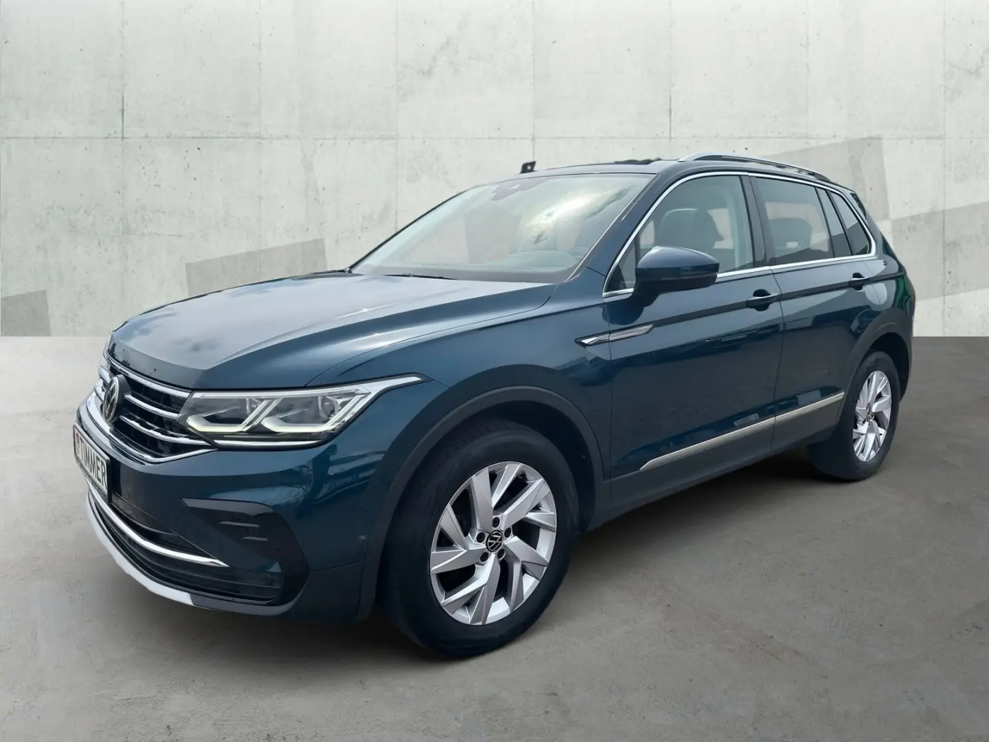 Tiguan 2.0 TDI DSG 4x4 ELEGANCE  IQ.LIGHT  PANO