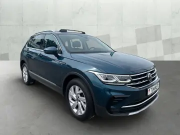 Tiguan 2.0 TDI DSG 4x4 ELEGANCE  IQ.LIGHT  PANO