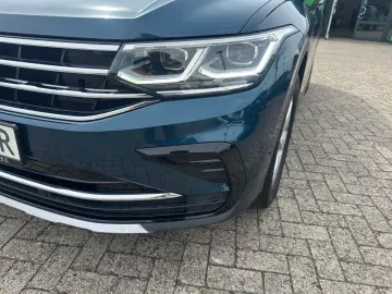 Tiguan 2.0 TDI DSG 4x4 ELEGANCE  IQ.LIGHT  PANO