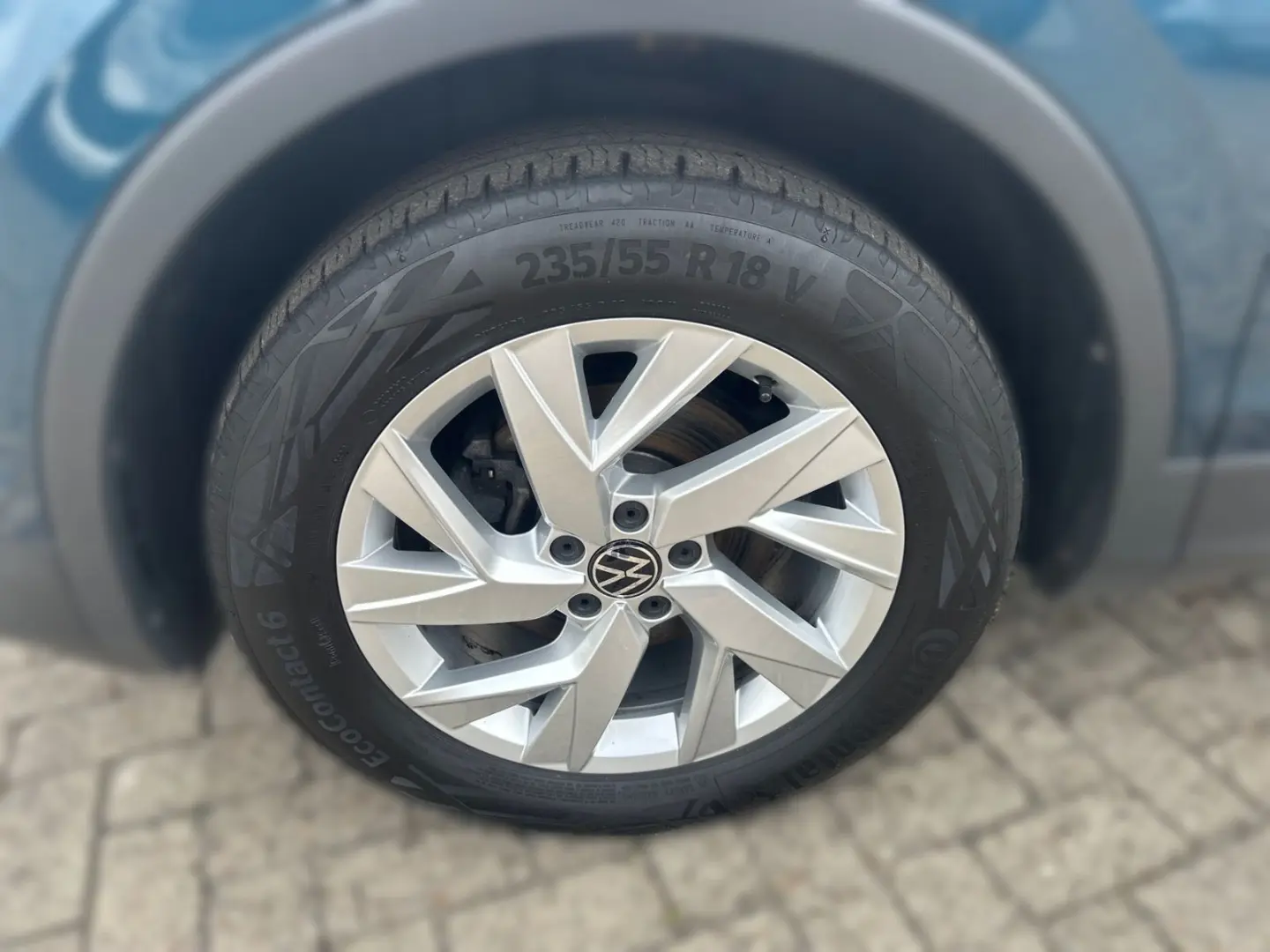 Tiguan 2.0 TDI DSG 4x4 ELEGANCE  IQ.LIGHT  PANO