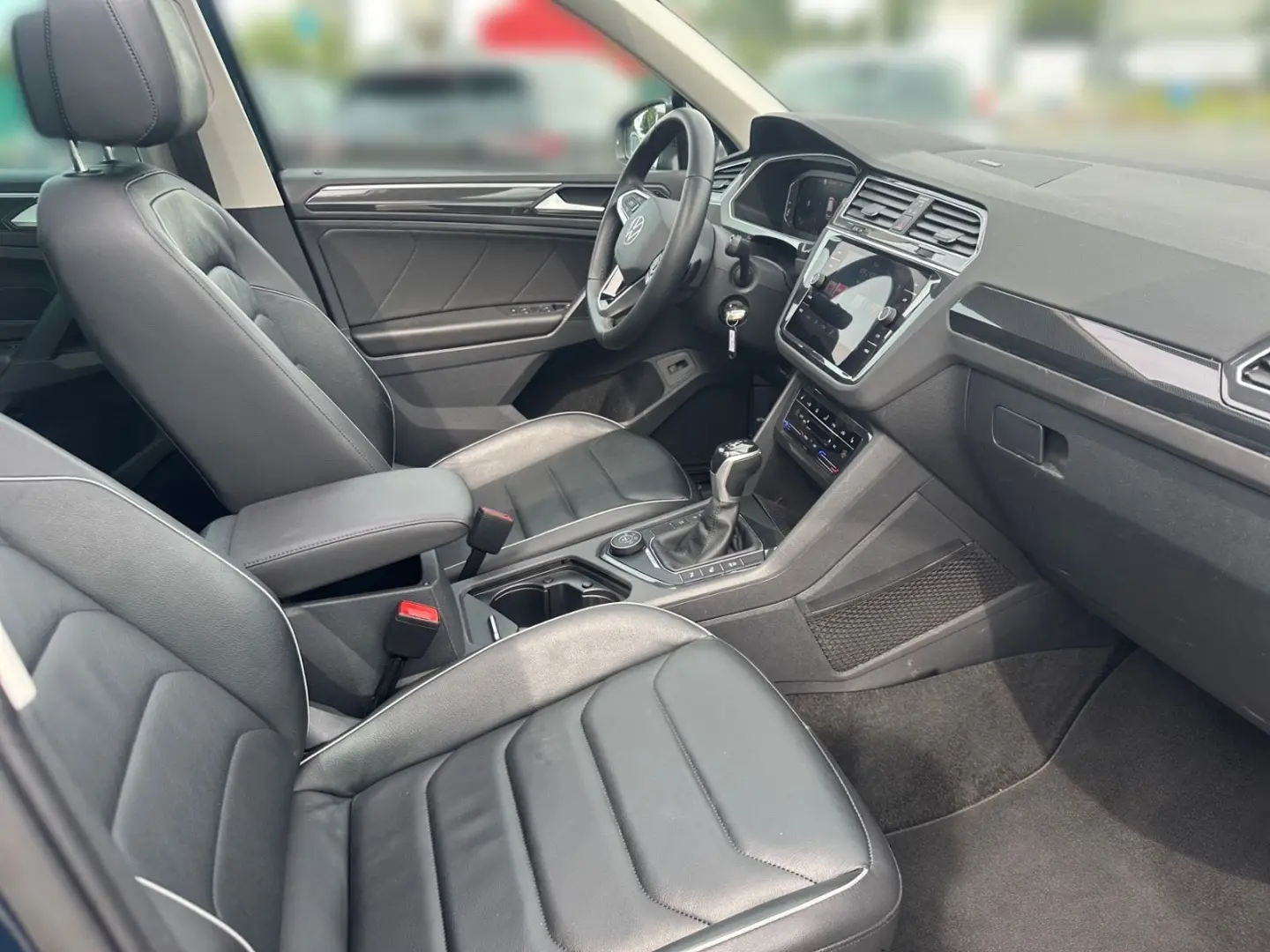 Tiguan 2.0 TDI DSG 4x4 ELEGANCE  IQ.LIGHT  PANO