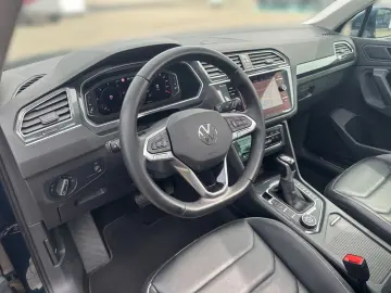 Tiguan 2.0 TDI DSG 4x4 ELEGANCE  IQ.LIGHT  PANO