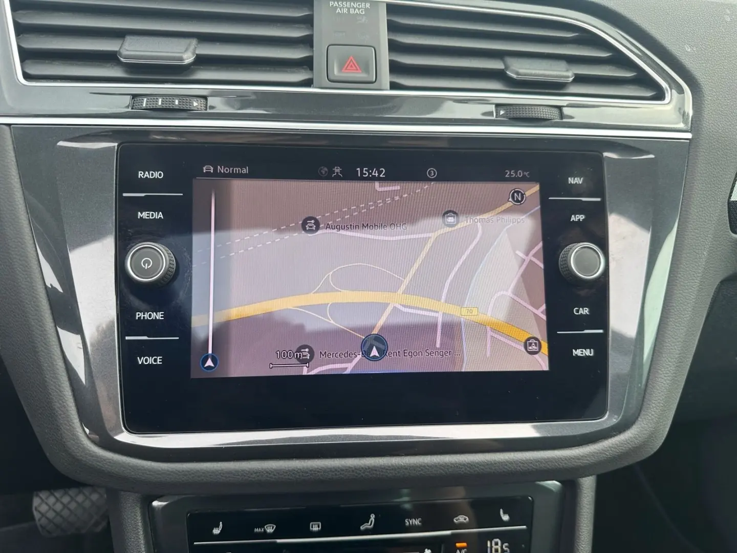 Tiguan 2.0 TDI DSG 4x4 ELEGANCE  IQ.LIGHT  PANO