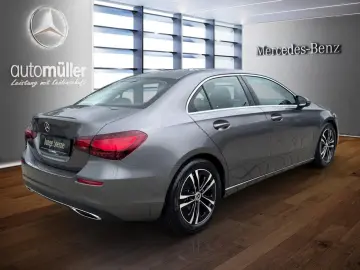 A 180 LIMO PROGRESSIVE SHZ LENKR.HZG LED KAMERA