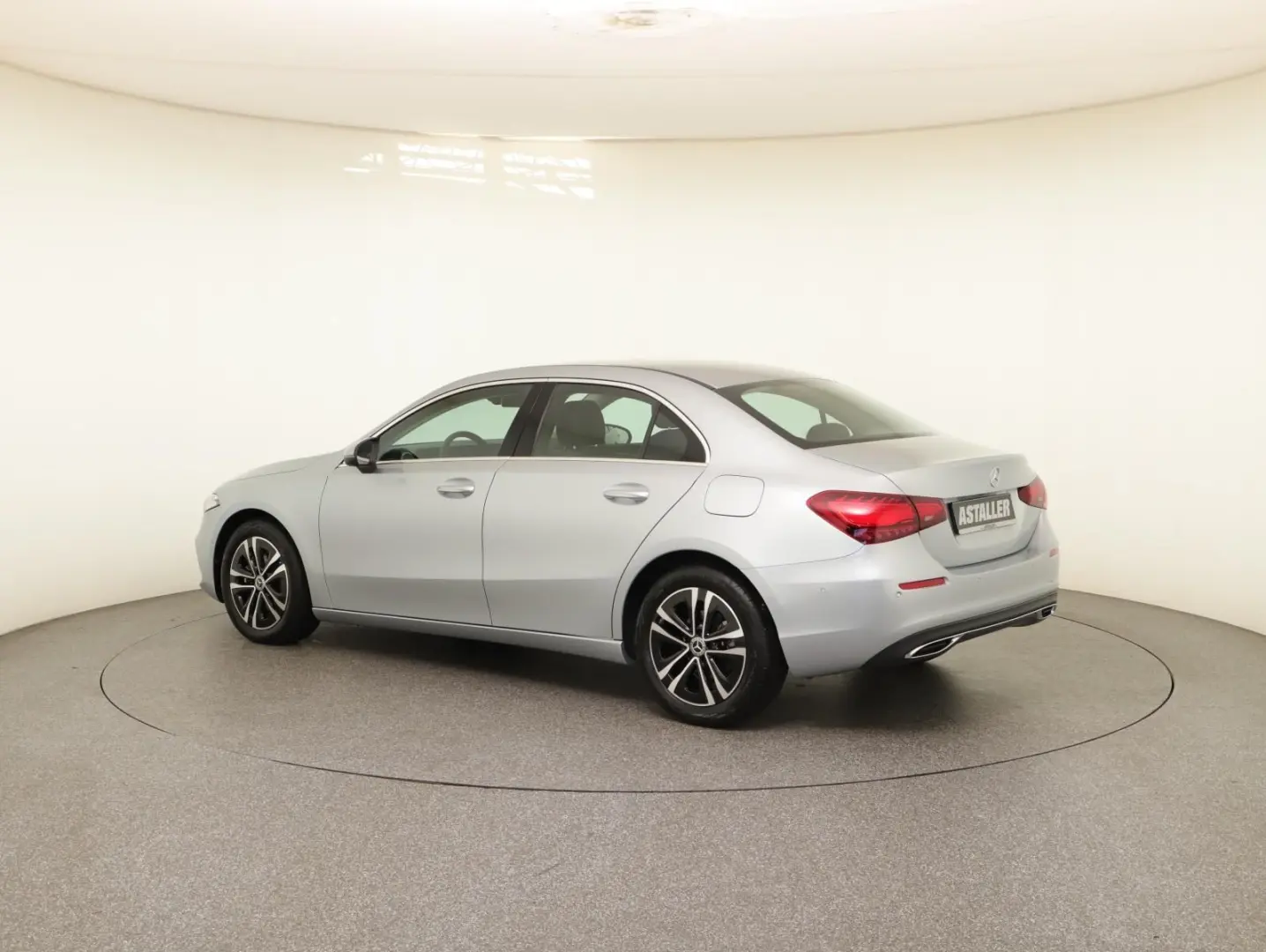 A 180 Limousine Progressive Advanc Led WiPa Kam