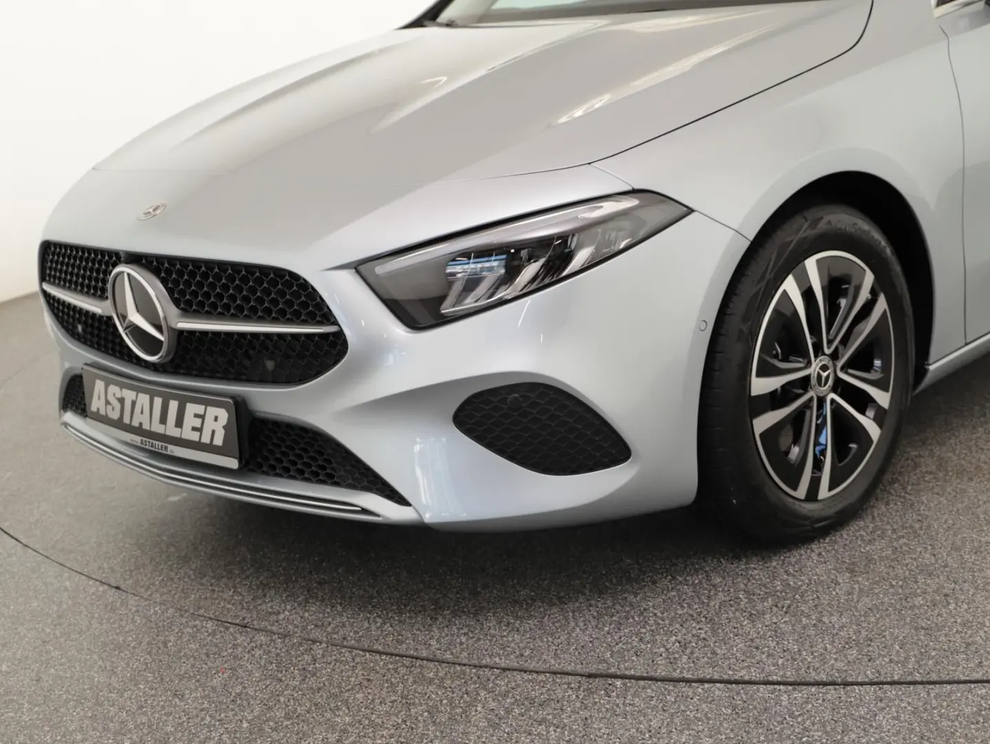 A 180 Limousine Progressive Advanc Led WiPa Kam