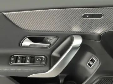 A 180 Limousine Progressive Advanc Led WiPa Kam