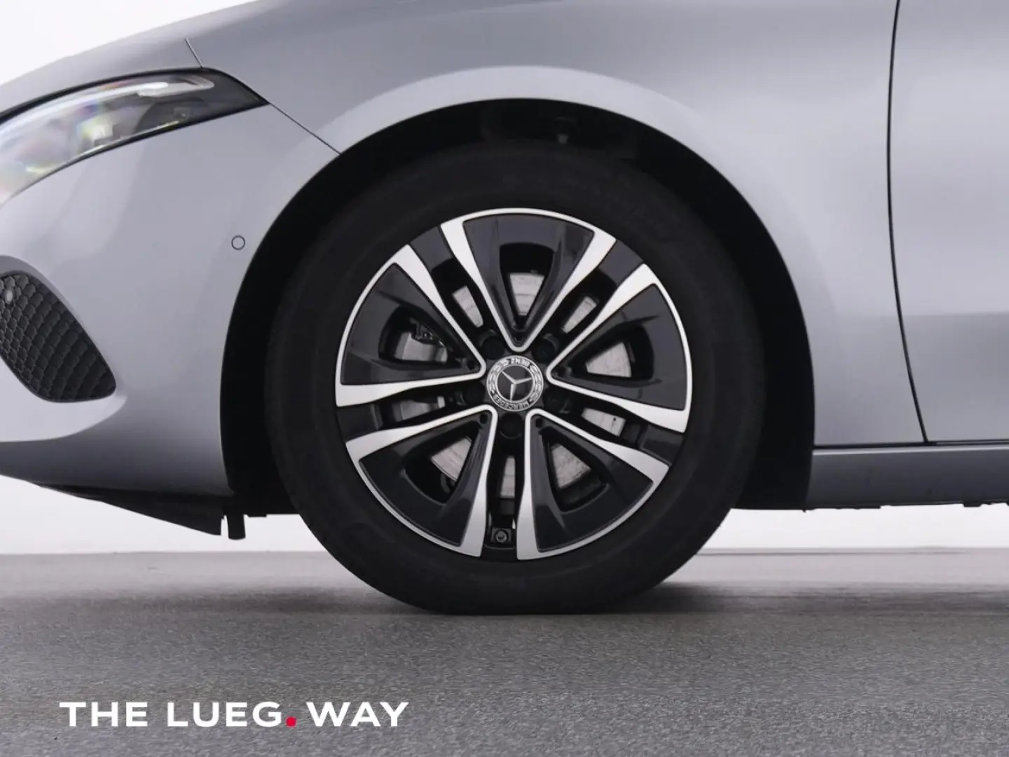 A 200 Lim Progressive NavPrem LED KeylG Totw RFK