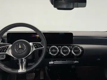 A 200 Limousine Progressive Panorama Ambiente