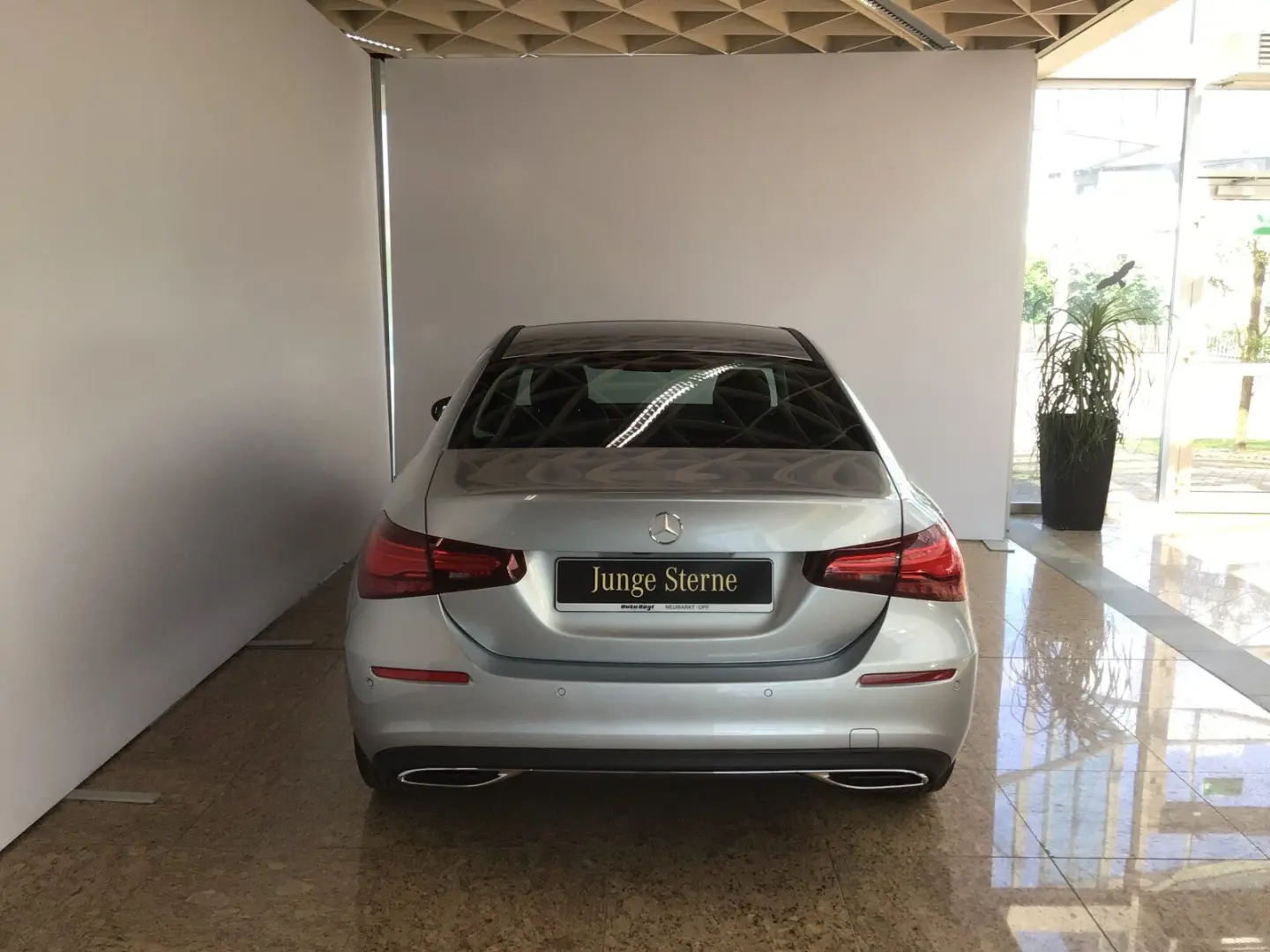 A 180 Limo Progressive Advanced AHK Pano BEAMLED