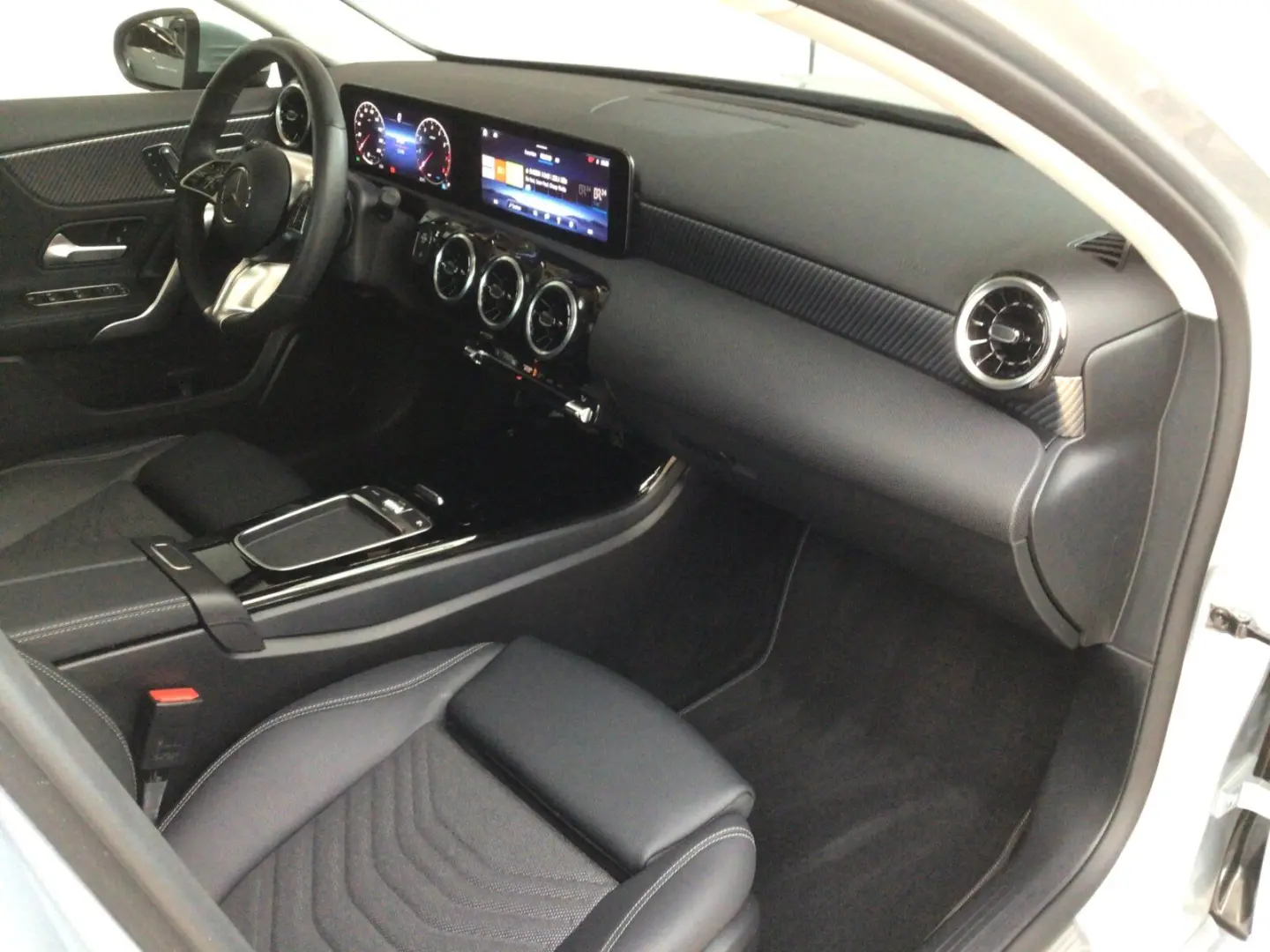 A 180 Limo Progressive Advanced AHK Pano BEAMLED