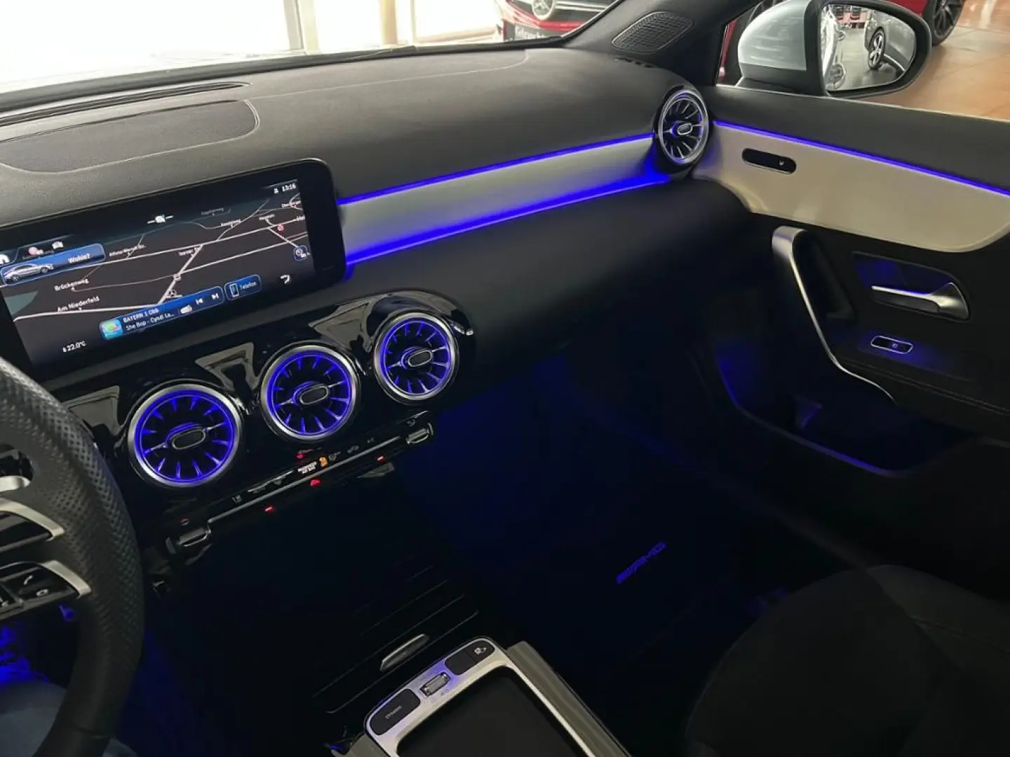 A 180 Limo AMG AdPlus KeyGO Ambiente MBUX Distro
