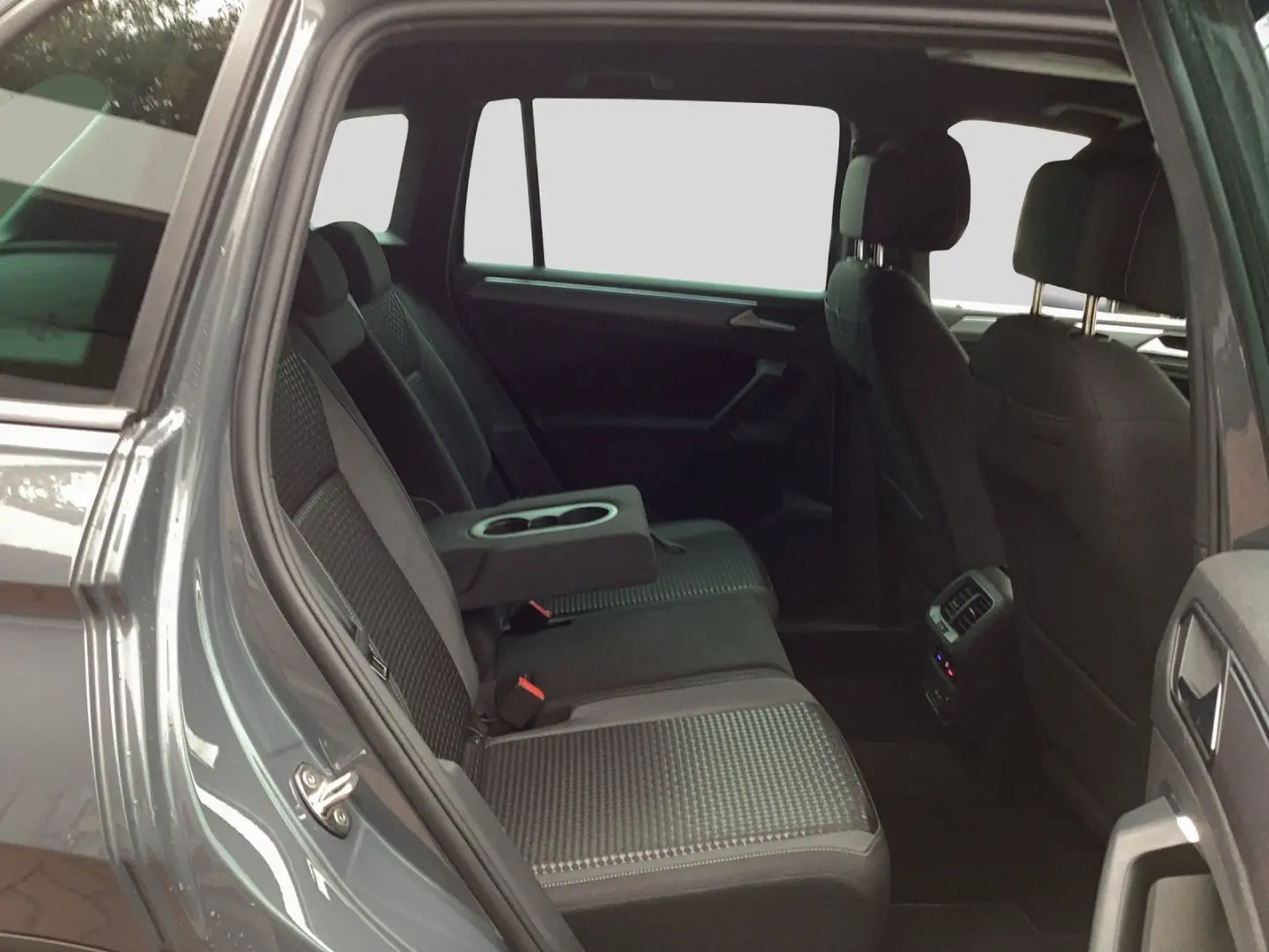 Tiguan 2.0 TDI DSG ACTIVE LM18 AHK MATRIX HEAD-U