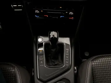 Tiguan 2.0 TDI DSG ACTIVE LM18 AHK MATRIX HEAD-U