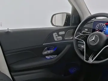 GLE 350 de AMG Line 4M Pano-Dach AHK Night 22