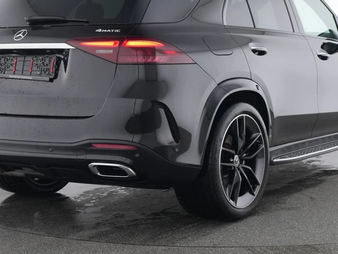 GLE 350 de AMG Line 4M Pano-Dach AHK Night 22