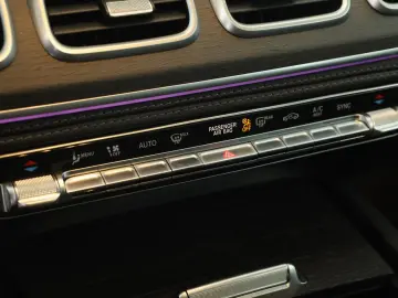 GLE 300 d 4M AMG EXCLUSIVE Pano Navi Burme 360