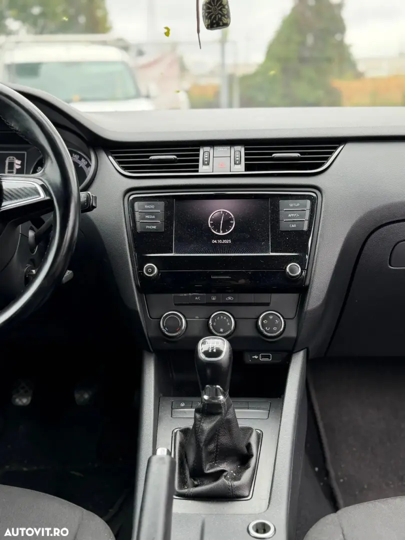 Skoda Octavia 1.6 TDI AMBITION